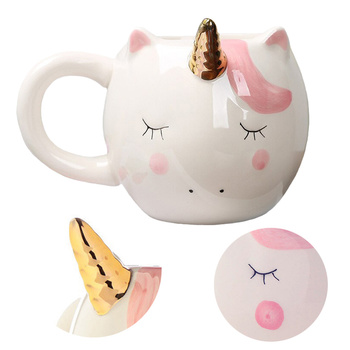 Kubek jednorożec ze złotym rogiem 3D - biały